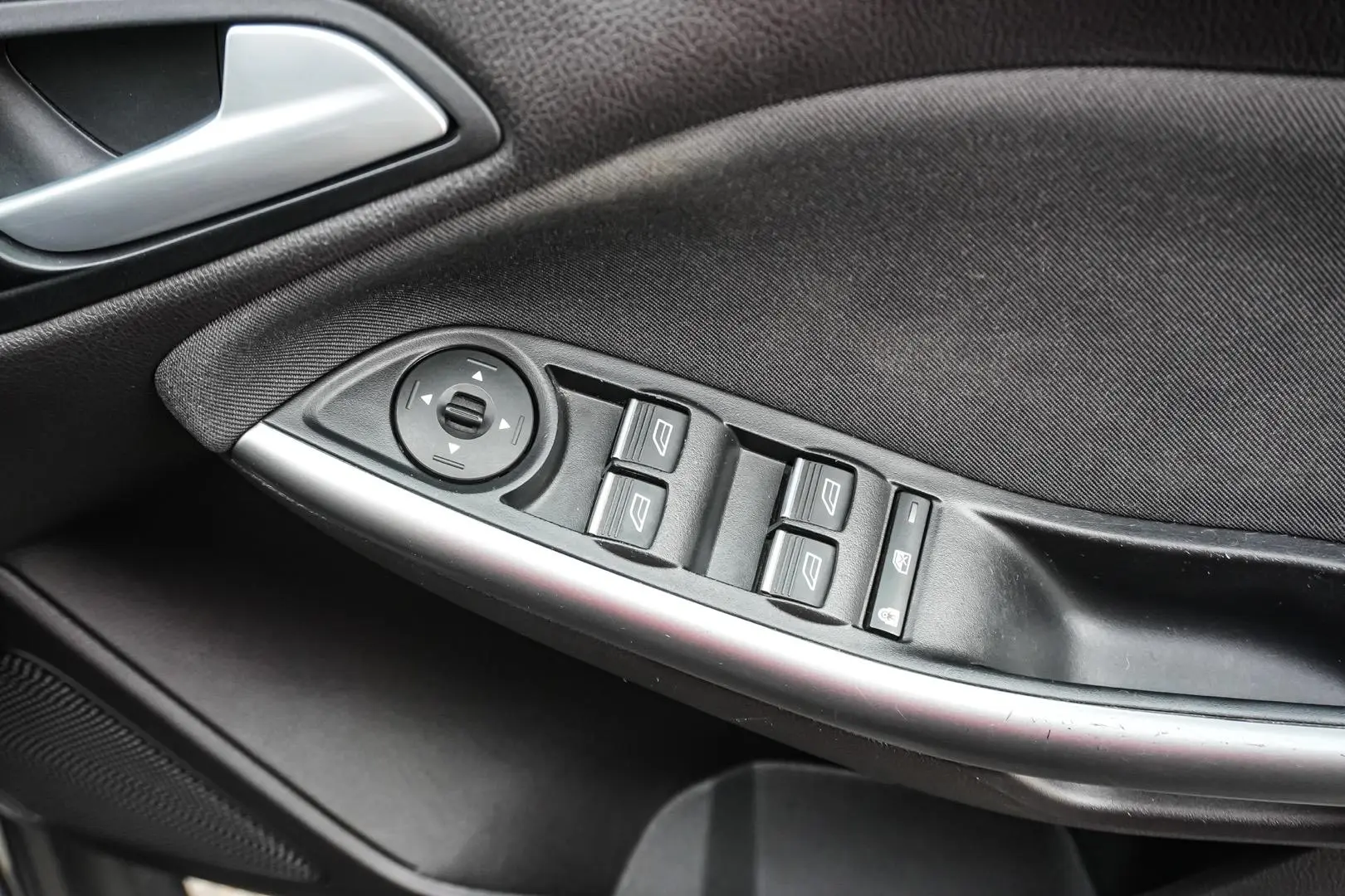 2016 Ford Focus Gallery Image 18