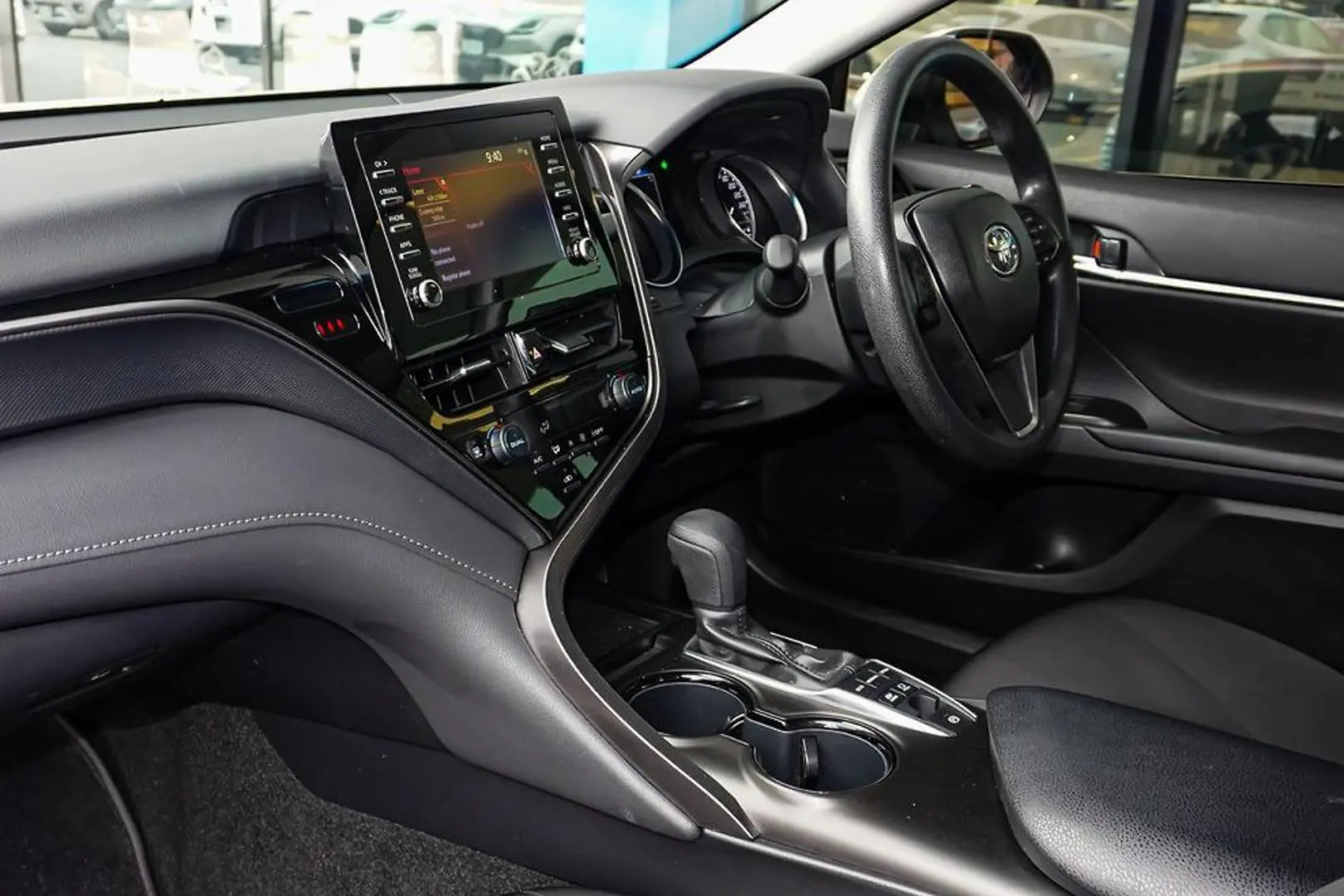 2021 Toyota Camry Gallery Image 10