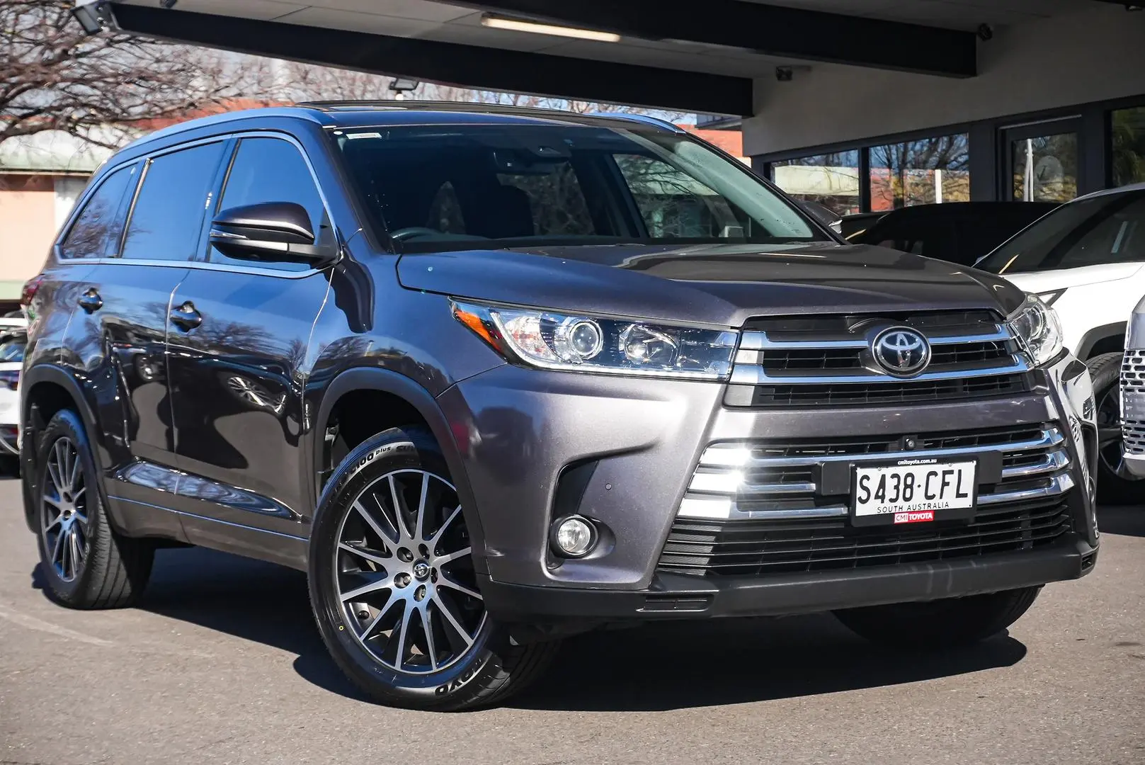 2019 Toyota Kluger Gallery Image 2