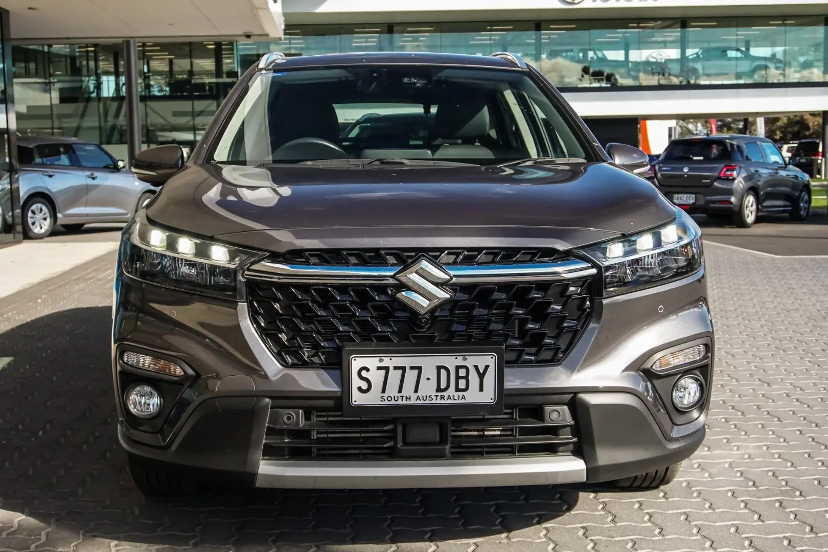 2023 Suzuki S-Cross Gallery Image 4