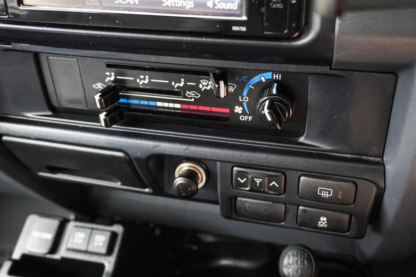 2023 Toyota Landcruiser Gallery Image 25