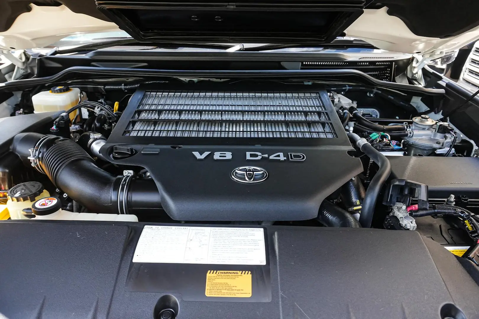 2017 Toyota Landcruiser Gallery Image 25