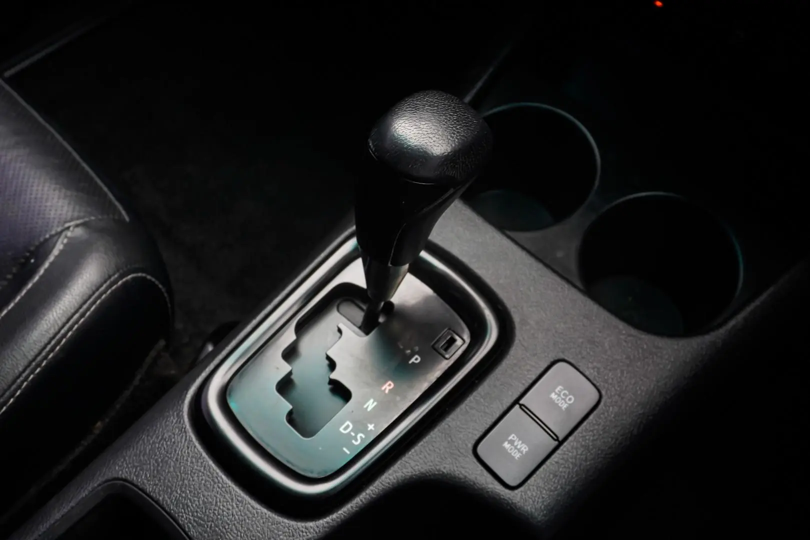 2019 Toyota Hilux Gallery Image 14