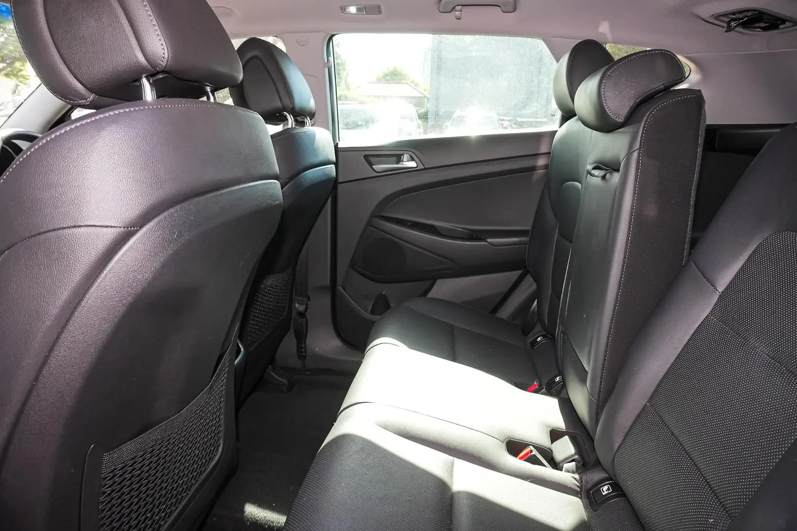 2015 Hyundai Tucson Gallery Image 13