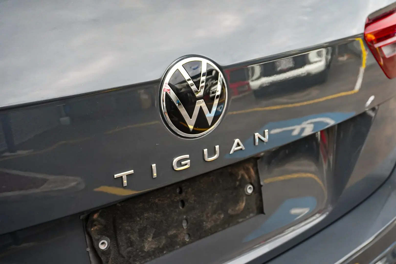 2023 Volkswagen Tiguan Gallery Image 15