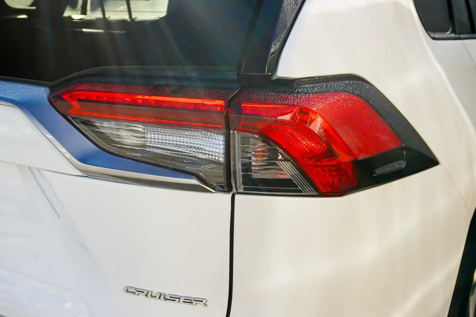 2021 Toyota RAV4 Gallery Image 13