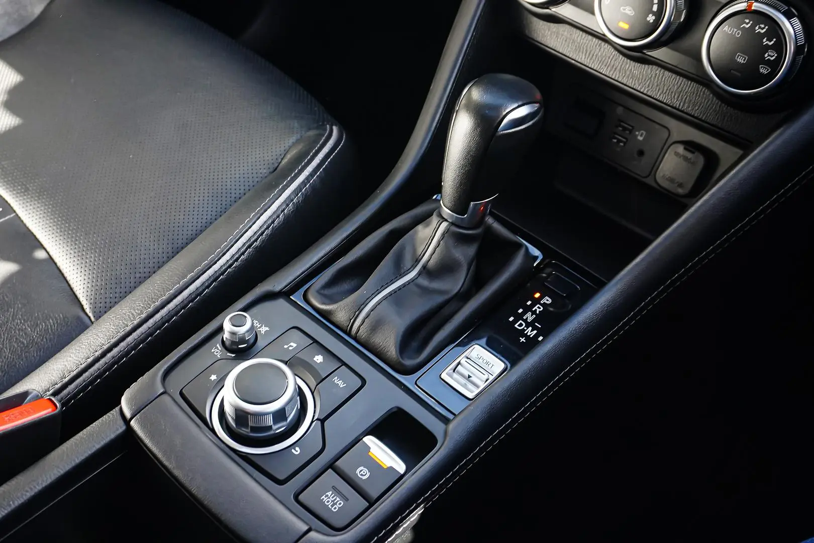 2022 Mazda CX-3 Gallery Image 19