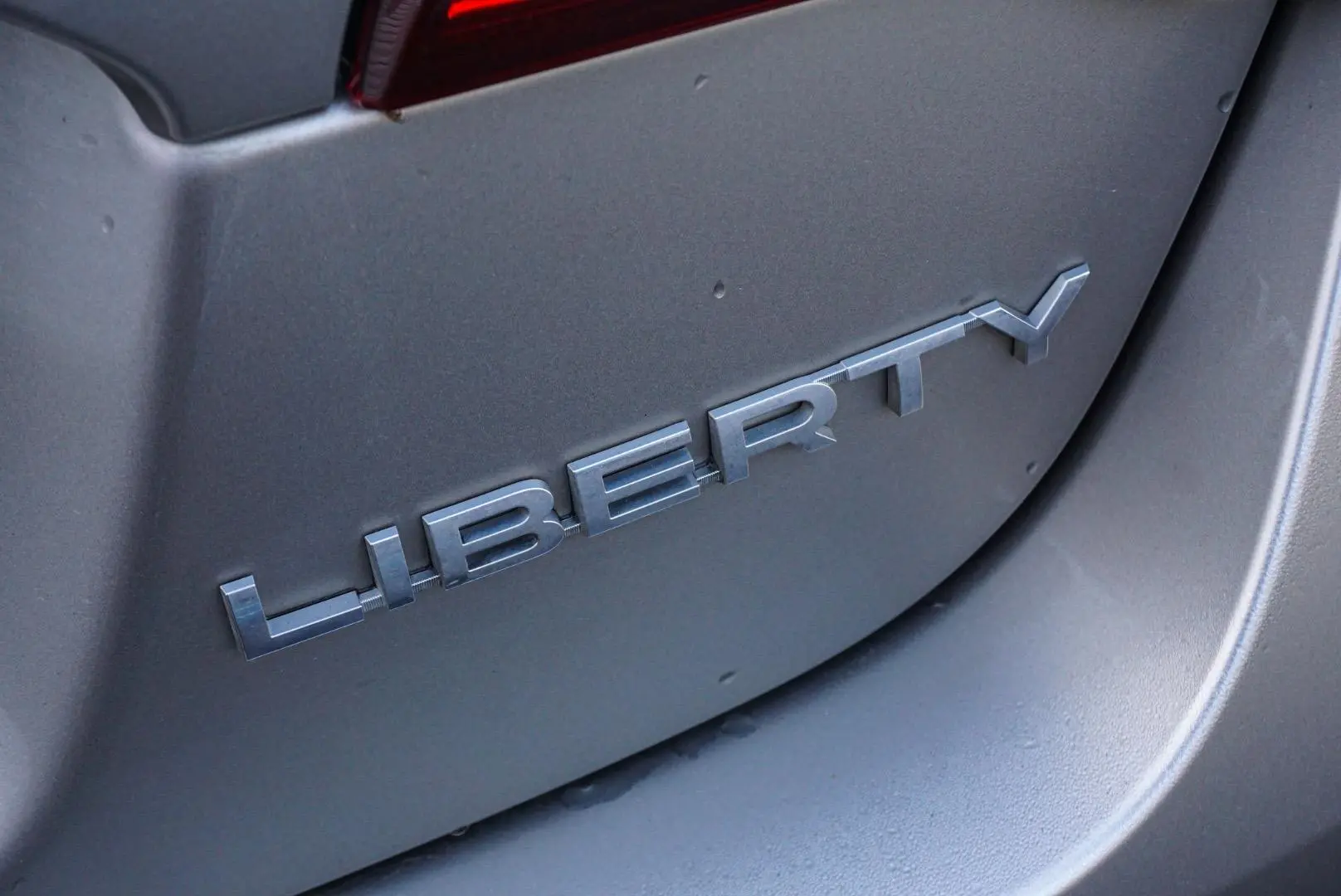 2017 Subaru Liberty Gallery Image 16