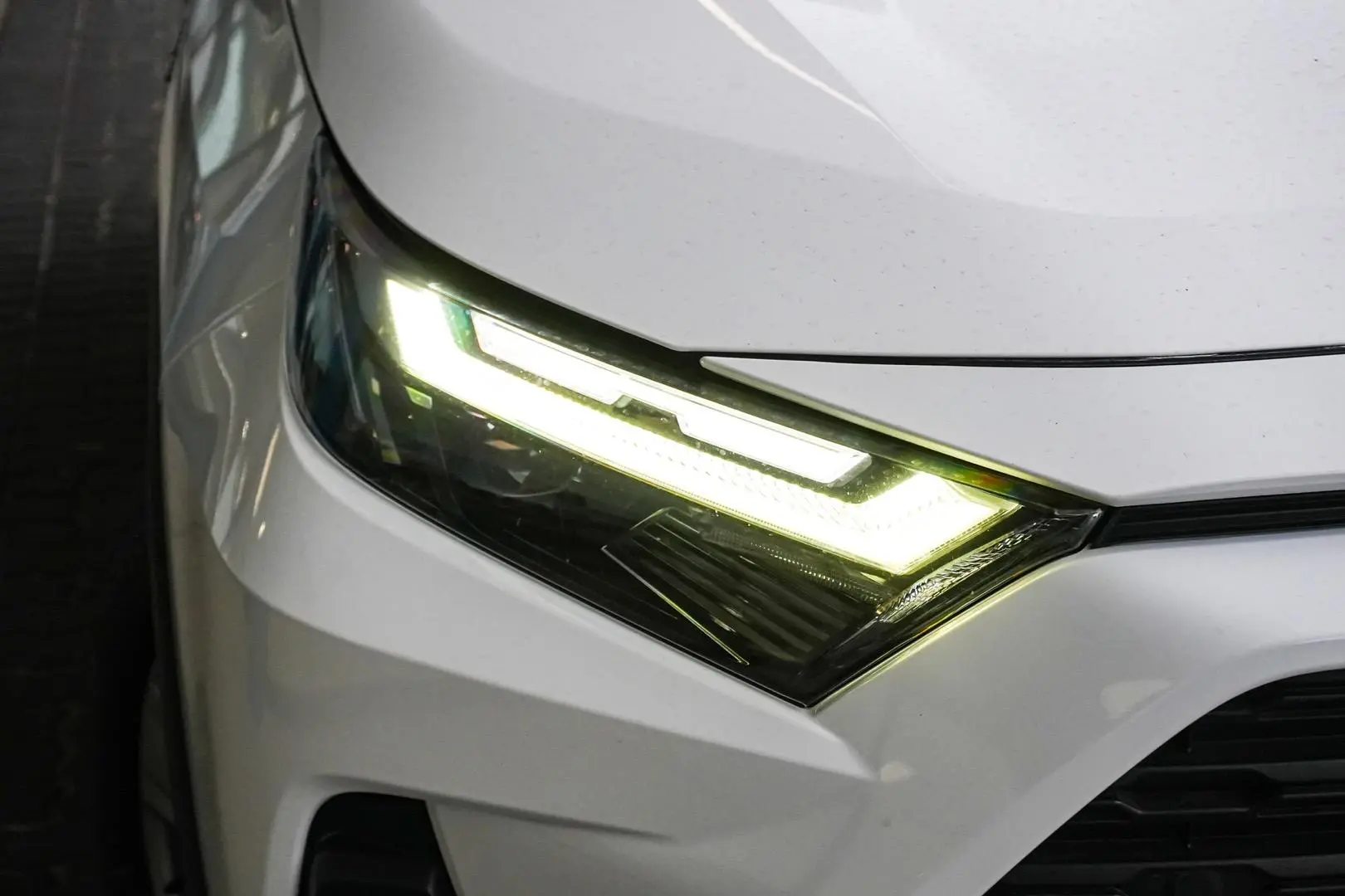 2022 Toyota RAV4 Gallery Image 7