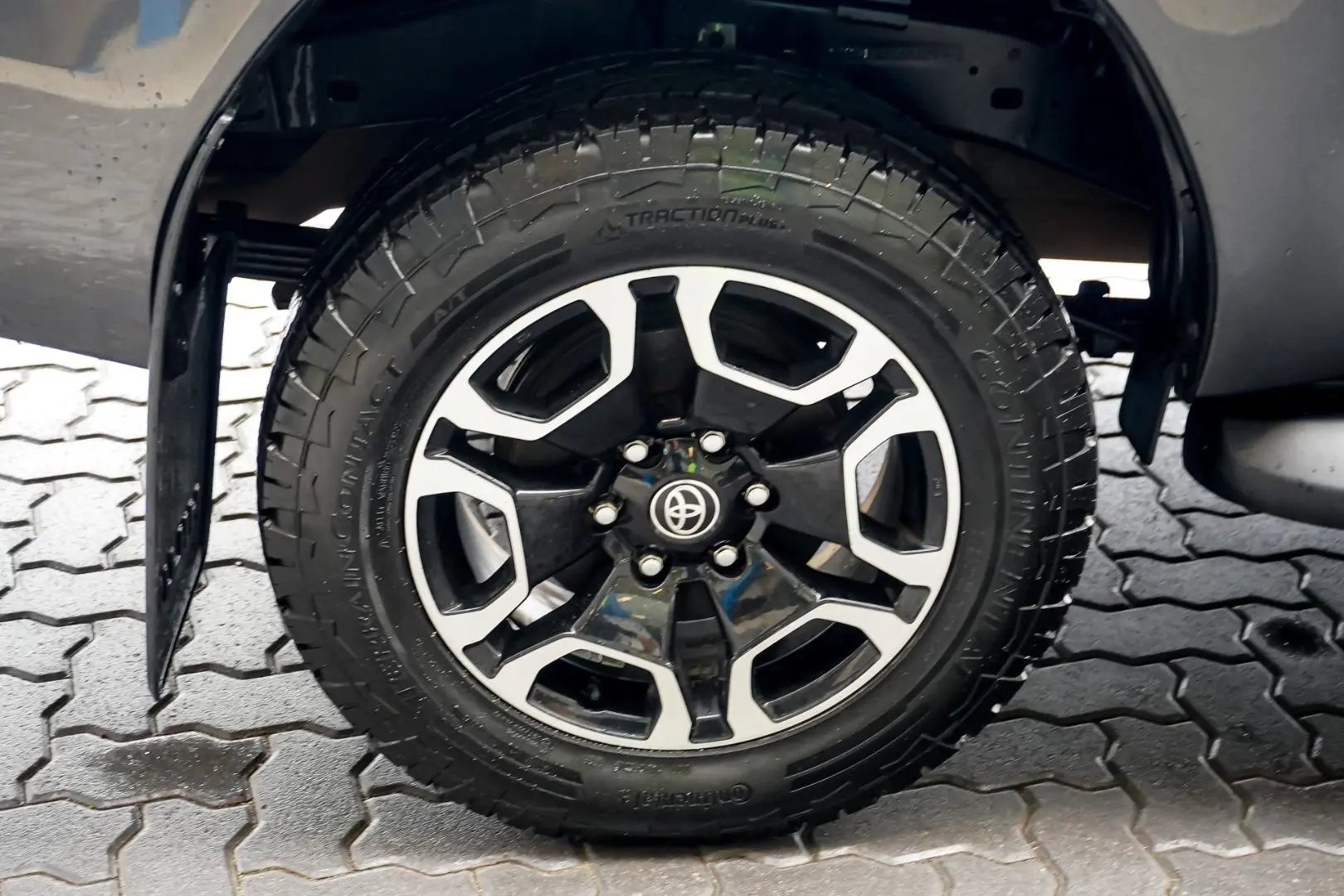2021 Toyota Hilux Gallery Image 15