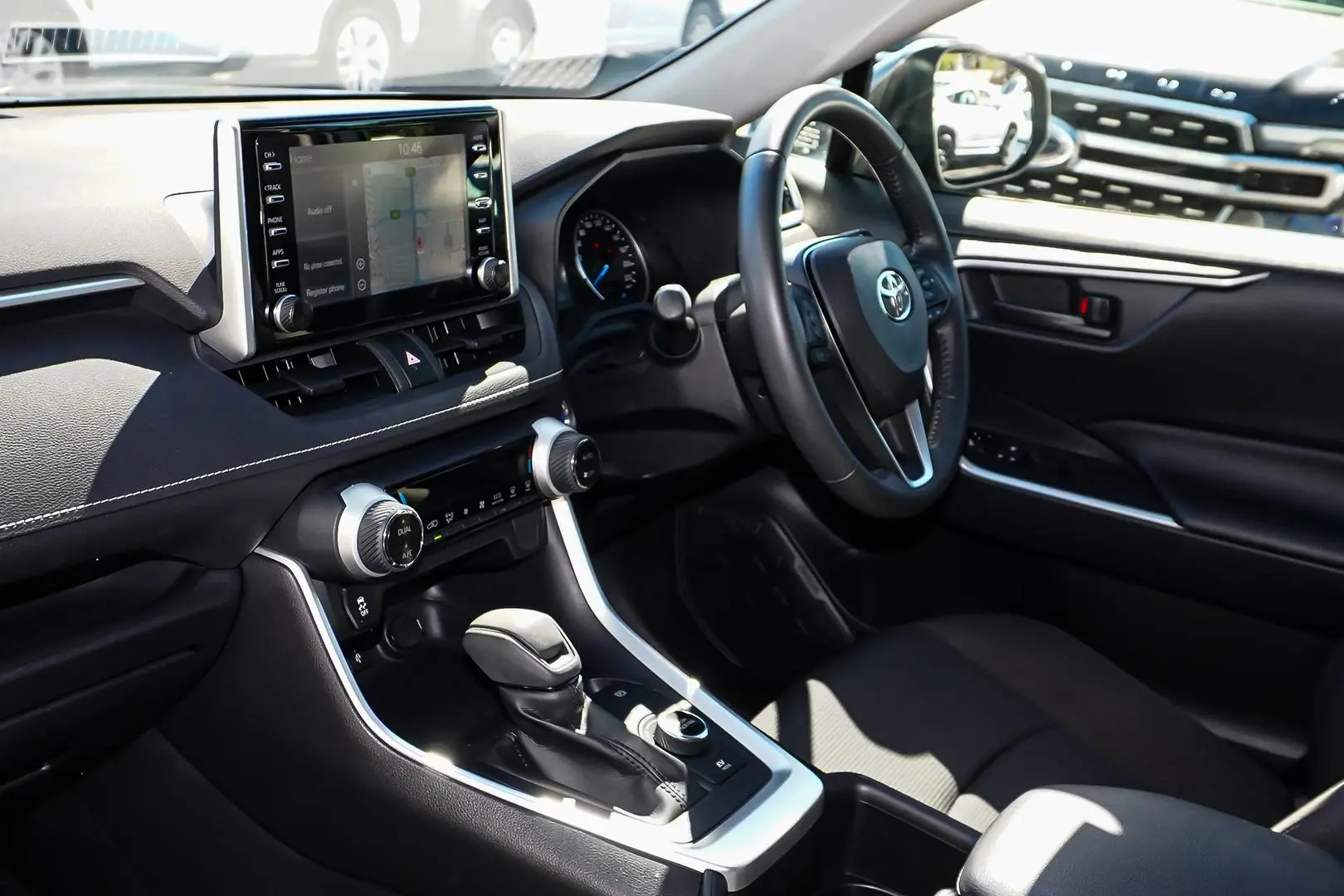 2022 Toyota RAV4 Gallery Image 10