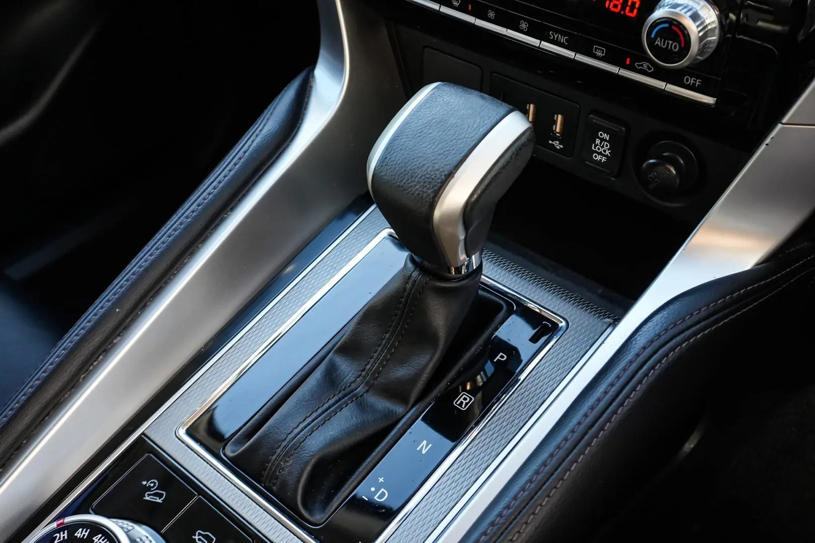 2022 Mitsubishi Pajero Sport Gallery Image 18