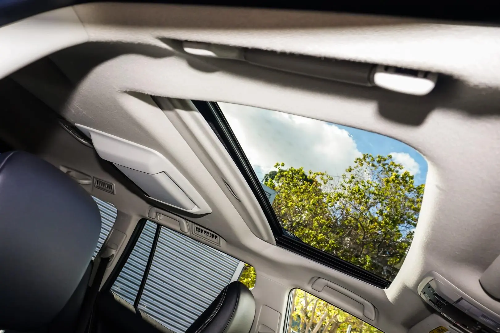 2021 Toyota Landcruiser Prado Gallery Image 7
