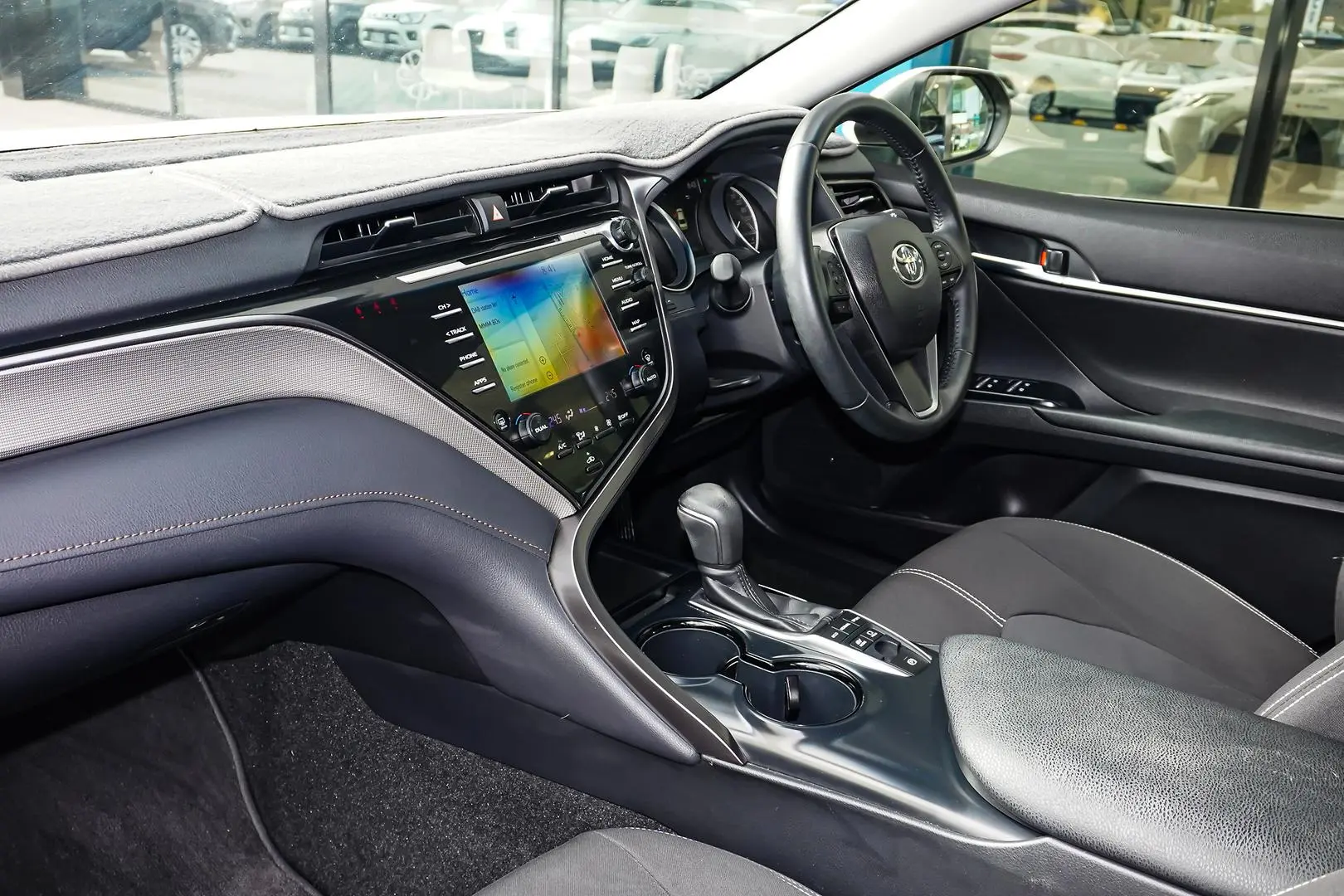 2020 Toyota Camry Gallery Image 11