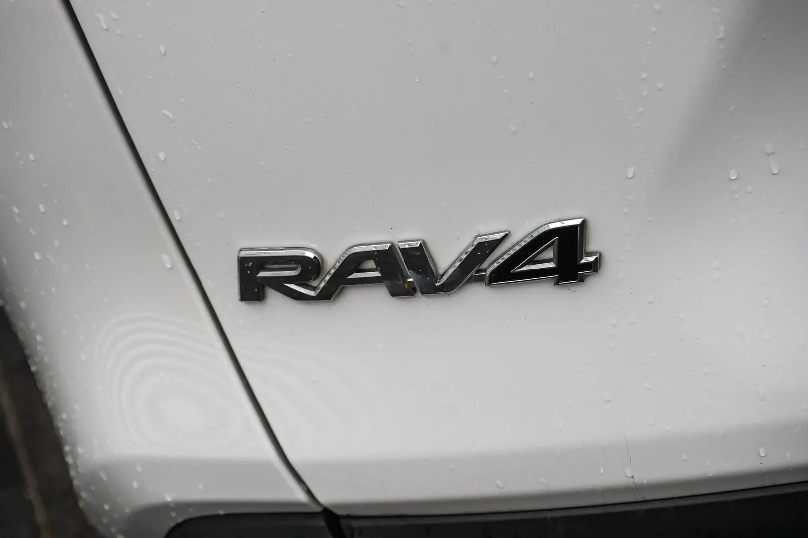 2024 Toyota RAV4 Gallery Image 15