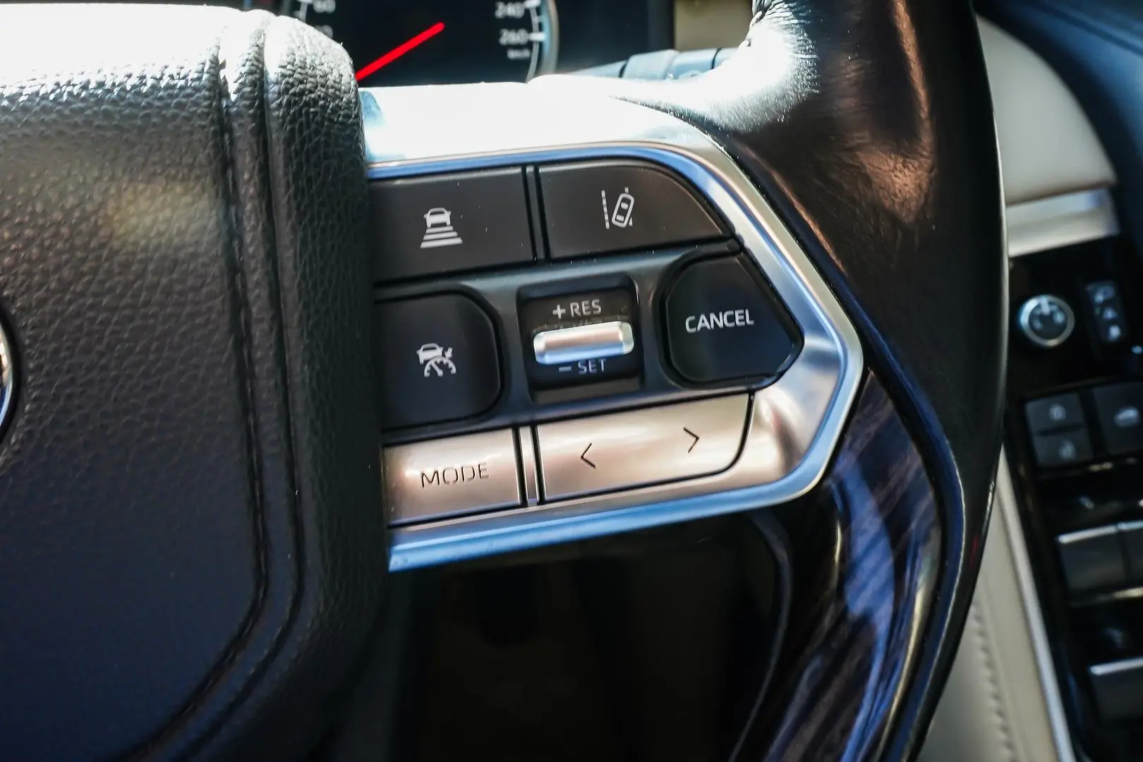 2022 Toyota Landcruiser Gallery Image 21