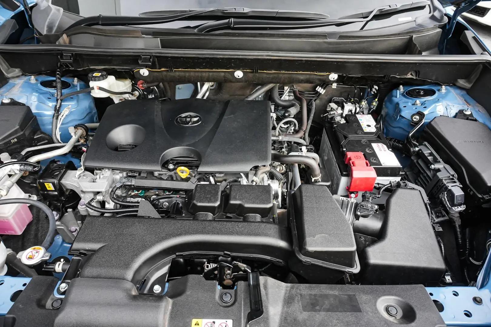 2024 Toyota RAV4 Gallery Image 23