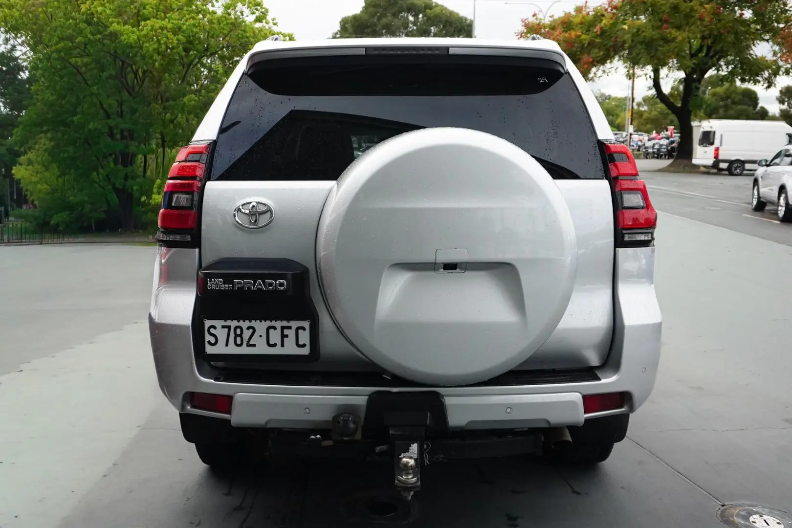 2020 Toyota Landcruiser Prado Gallery Image 5