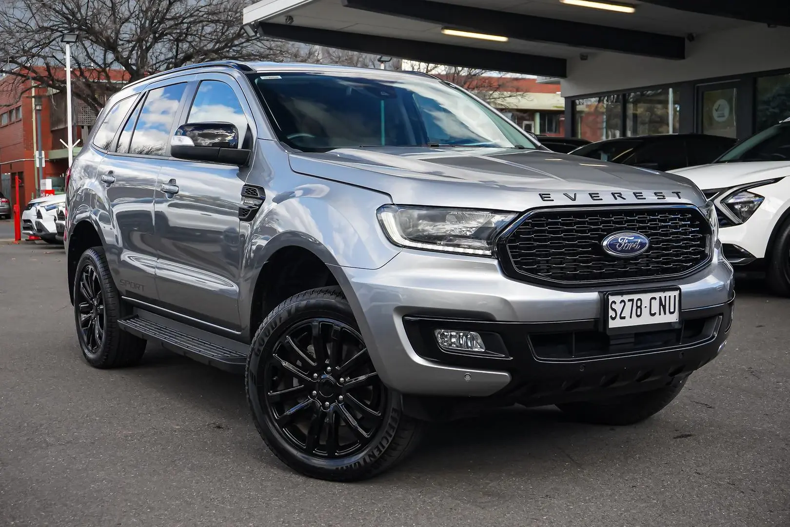 2021 Ford Everest Gallery Image 2