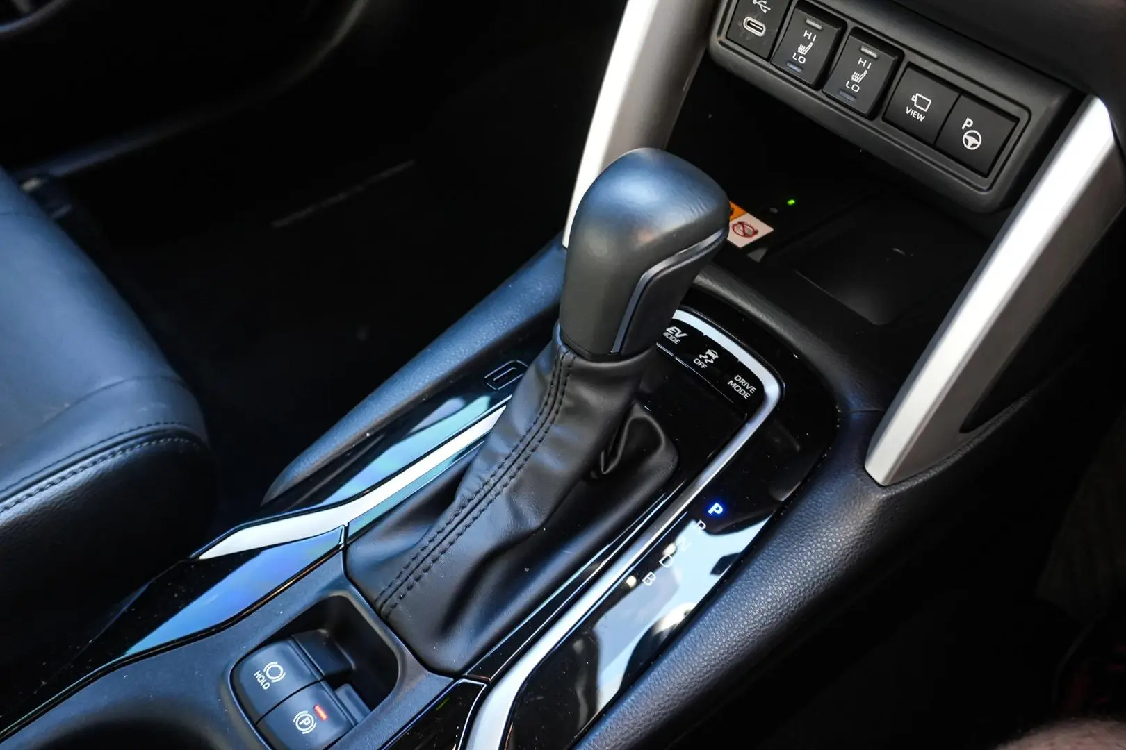 2024 Toyota Corolla Cross Gallery Image 18