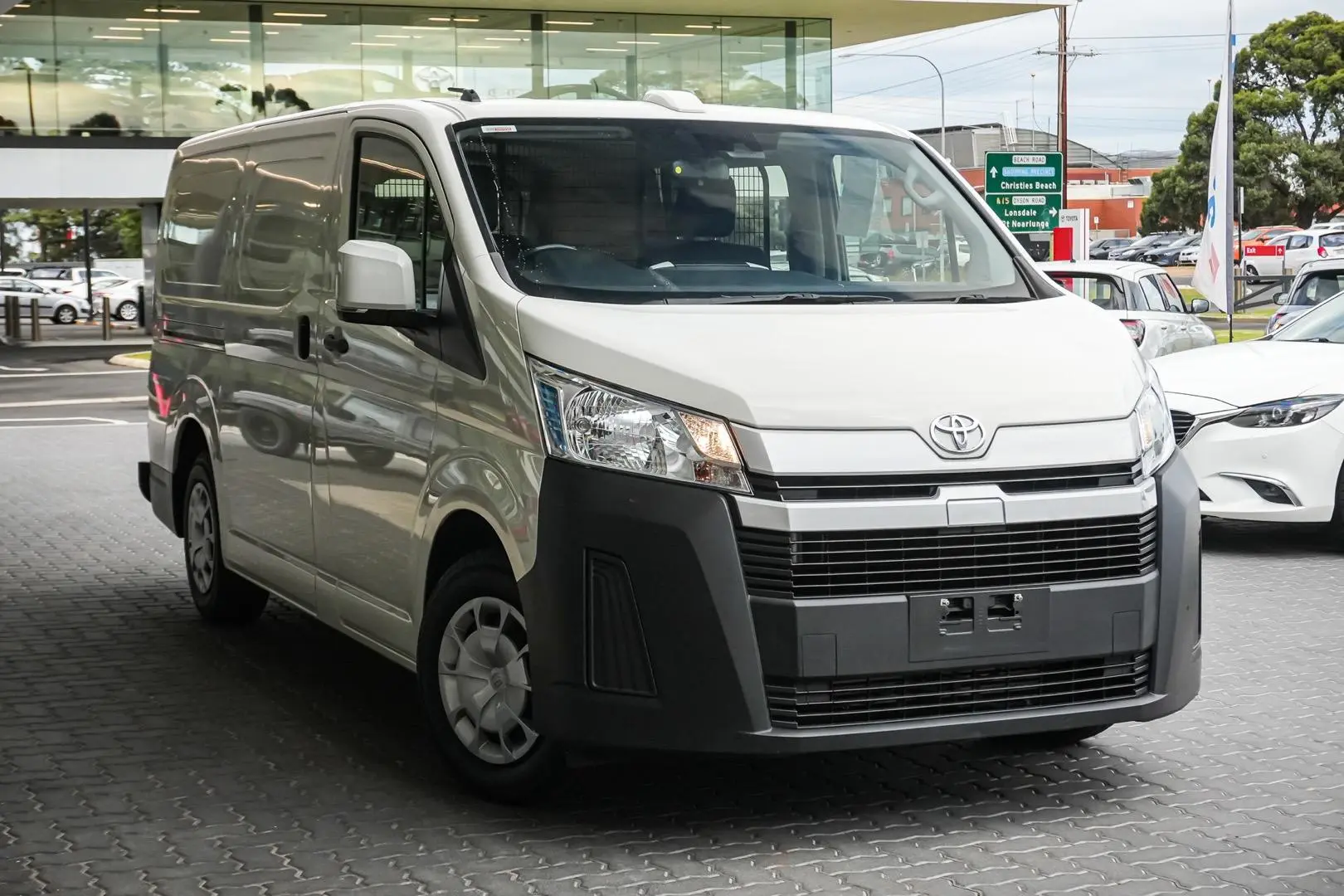 2021 Toyota Hiace Gallery Image 2