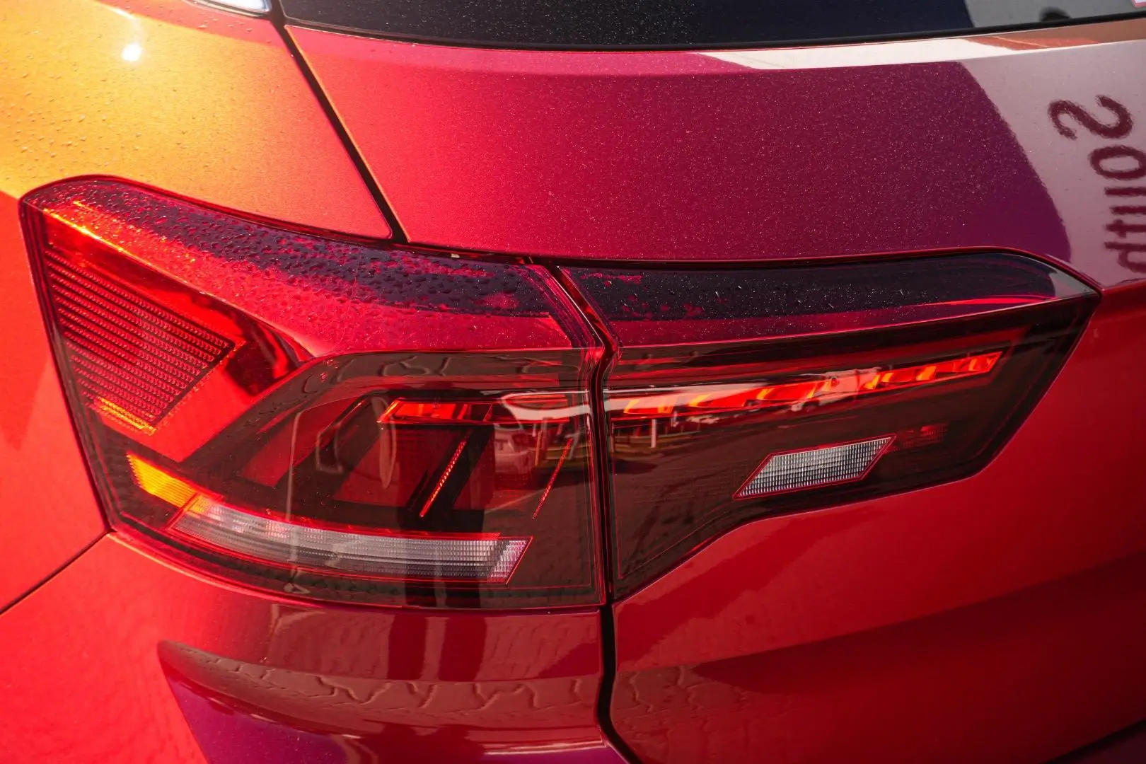 2022 Volkswagen T-Roc Gallery Image 14