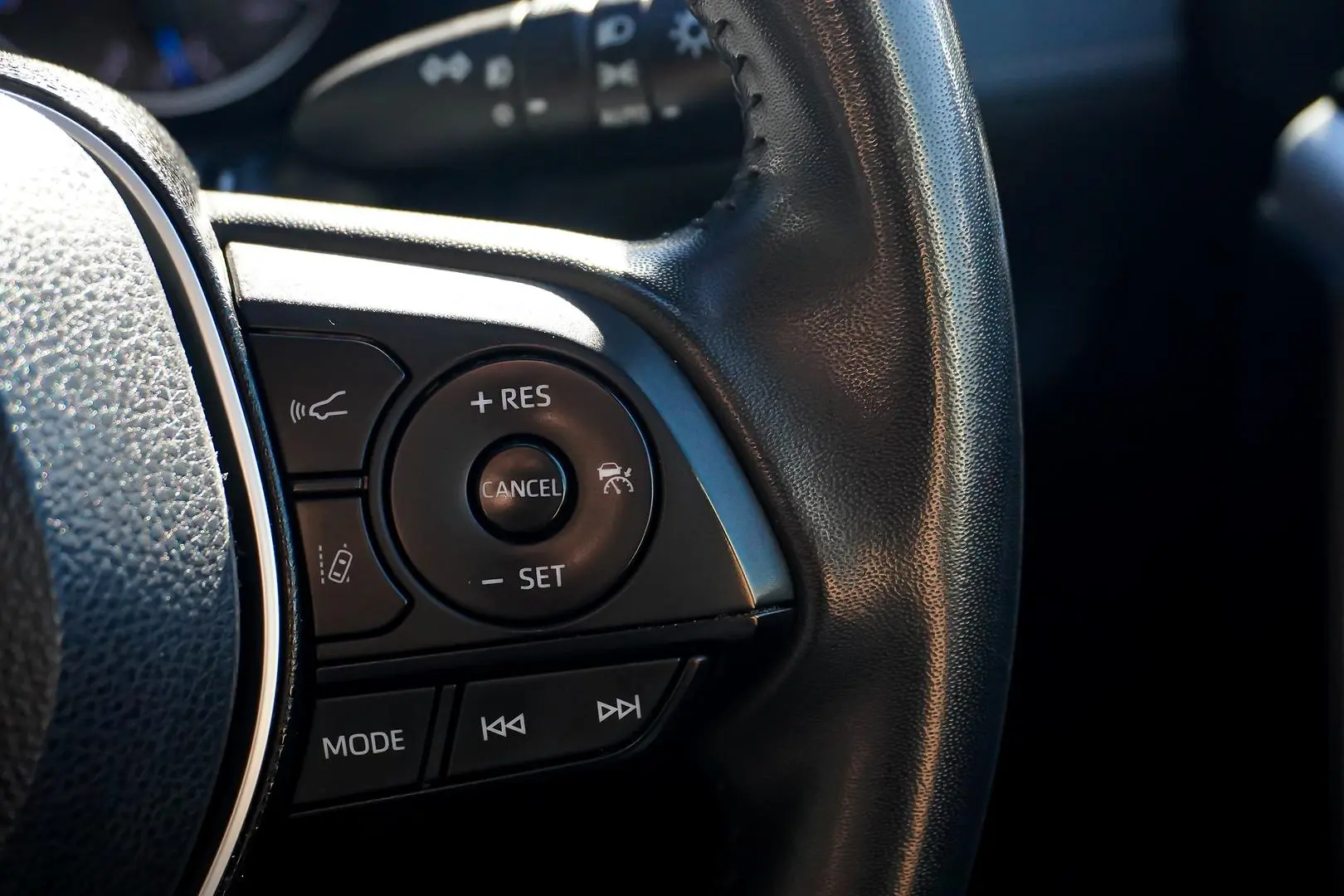 2021 Toyota RAV4 Gallery Image 21