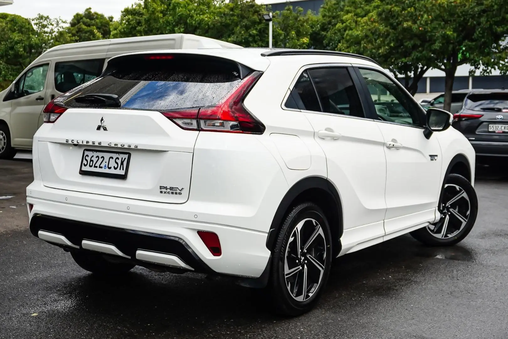 2022 Mitsubishi Eclipse Cross Gallery Image 3