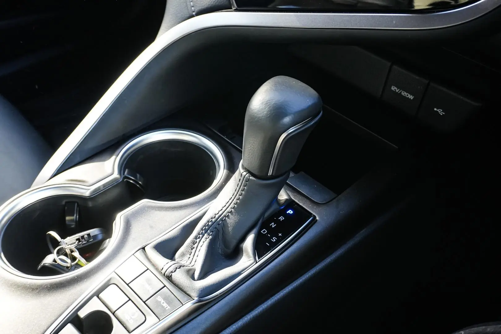 2024 Toyota Camry Gallery Image 17