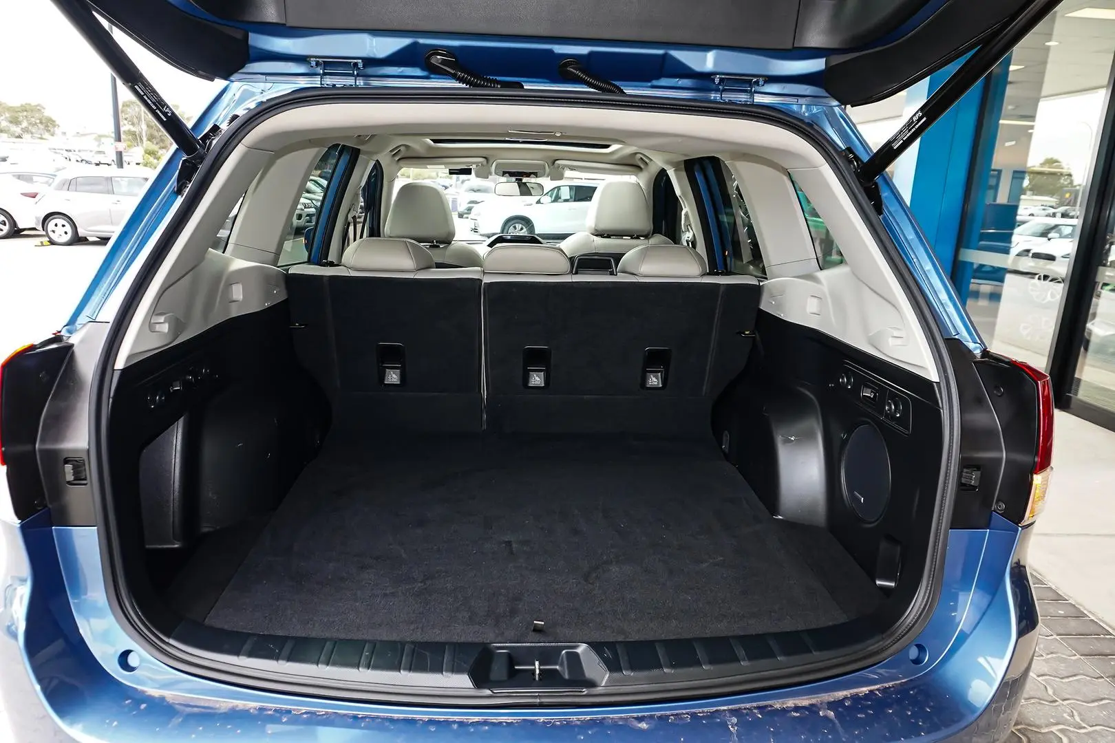 2019 Subaru Forester Gallery Image 11