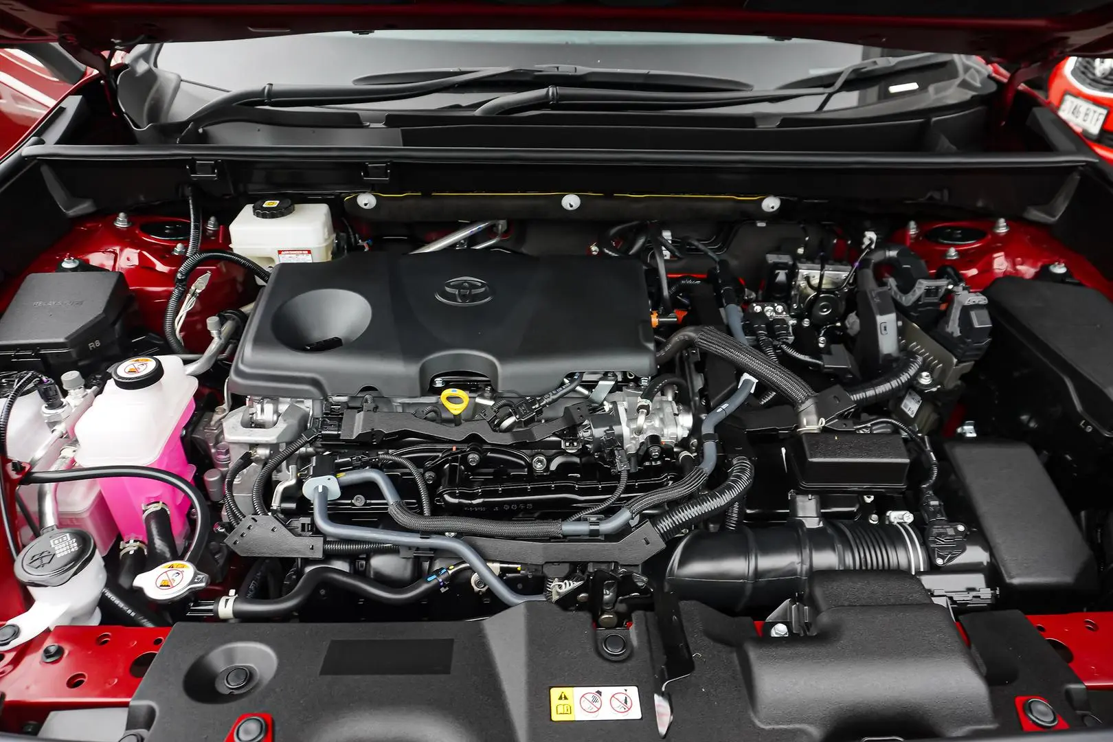 2024 Toyota RAV4 Gallery Image 24