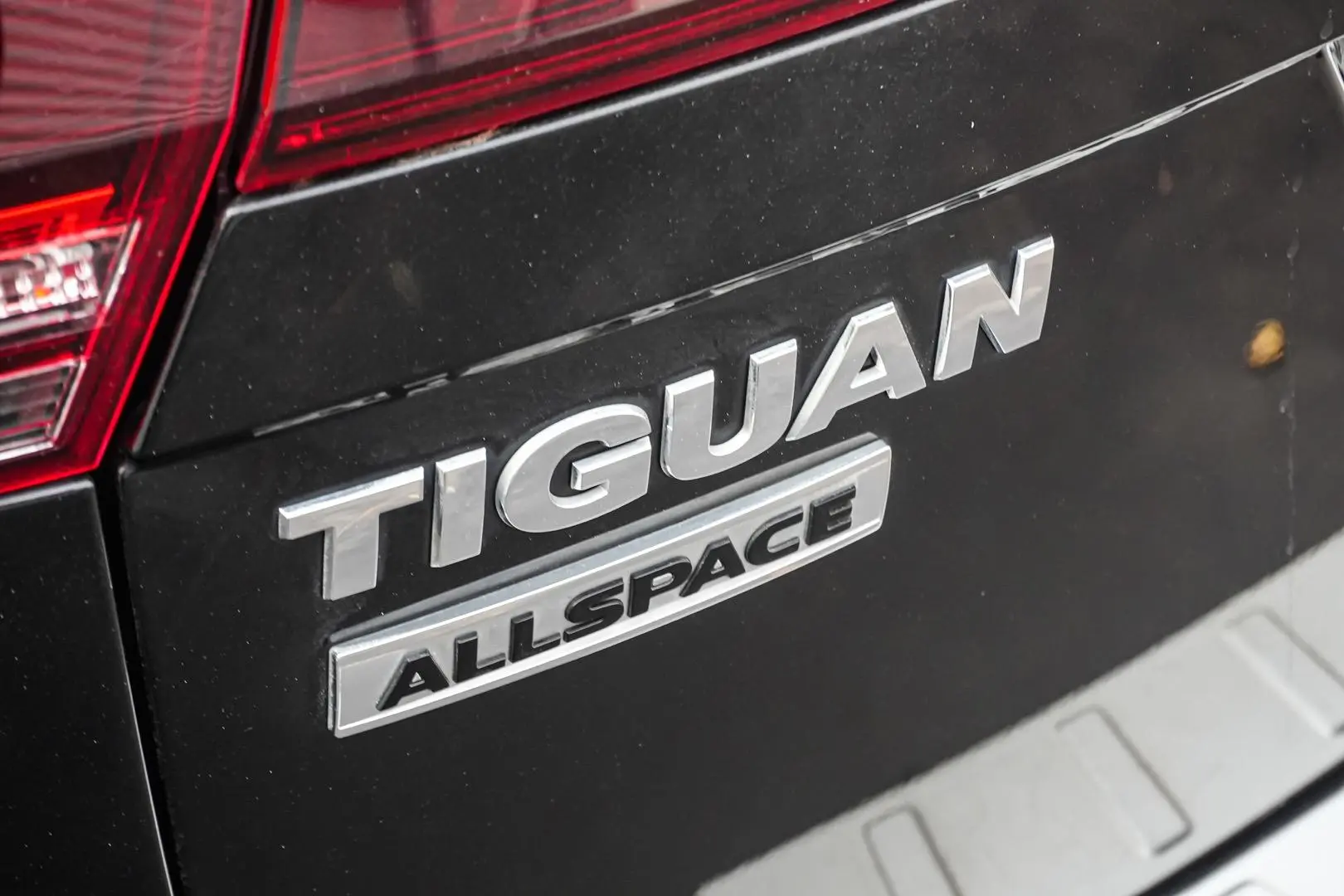 2019 Volkswagen Tiguan Gallery Image 15