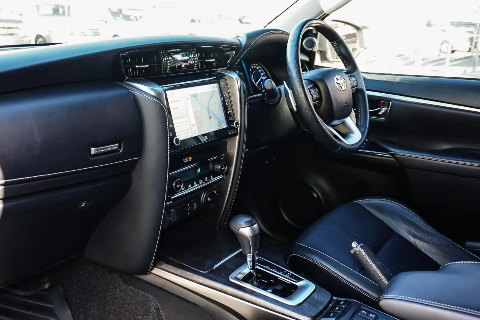 2021 Toyota Fortuner Gallery Image 10