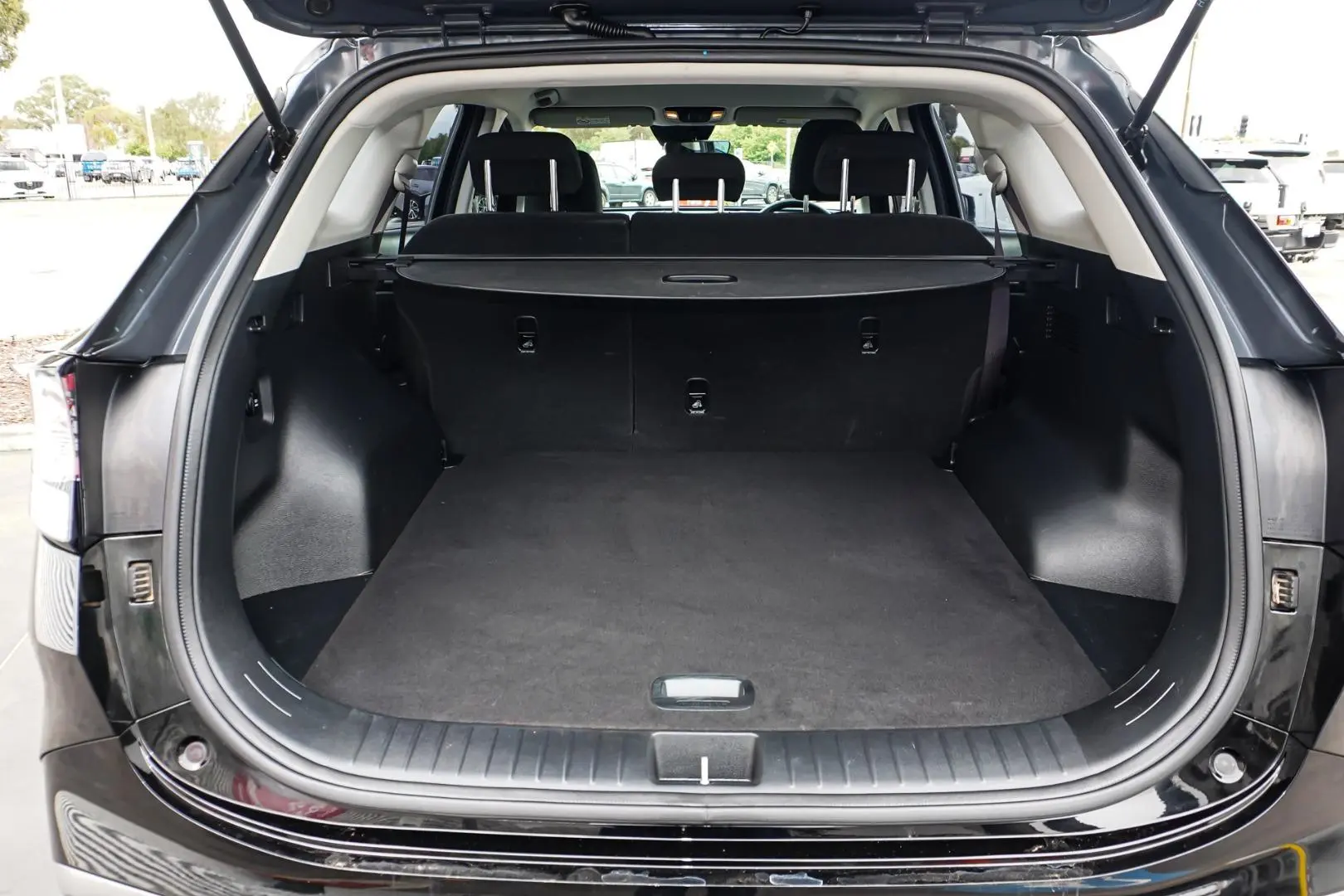 2023 Kia Sportage Gallery Image 9