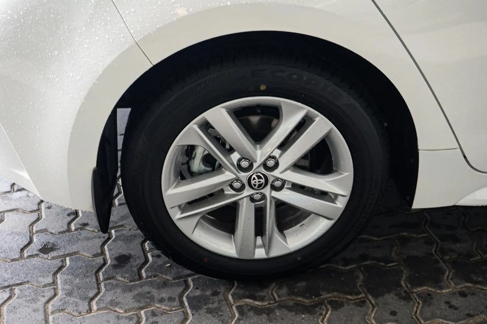 2021 Toyota Corolla Gallery Image 16