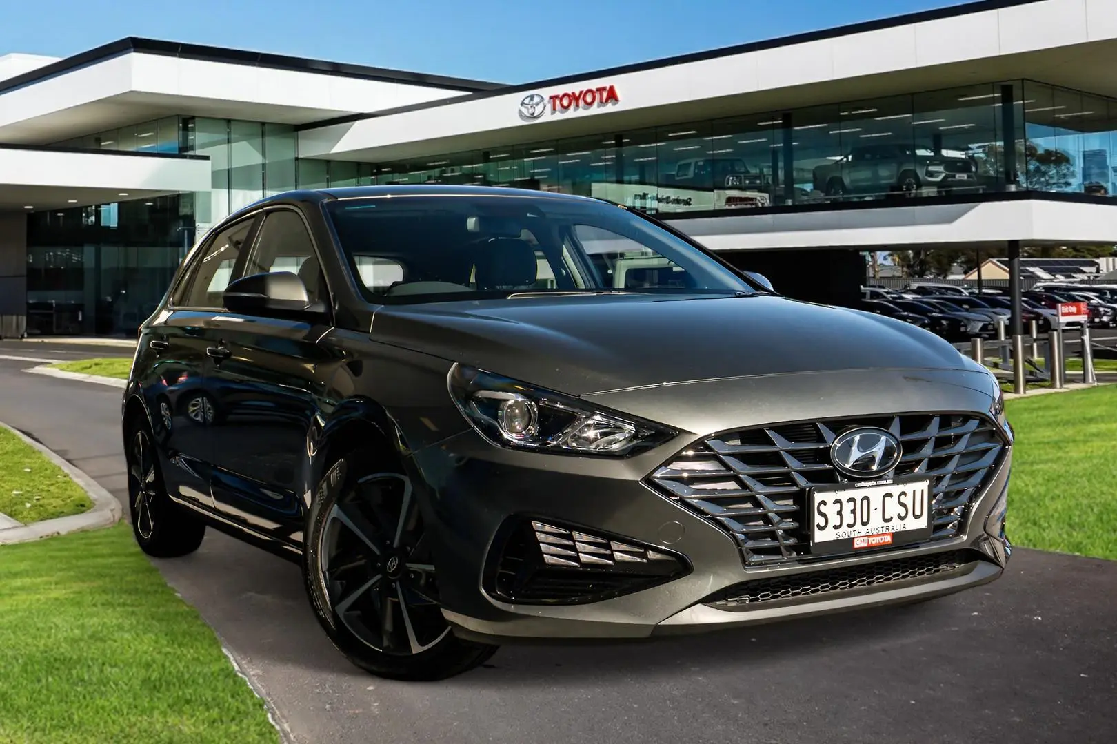 2022 Hyundai i30 Gallery Image 1