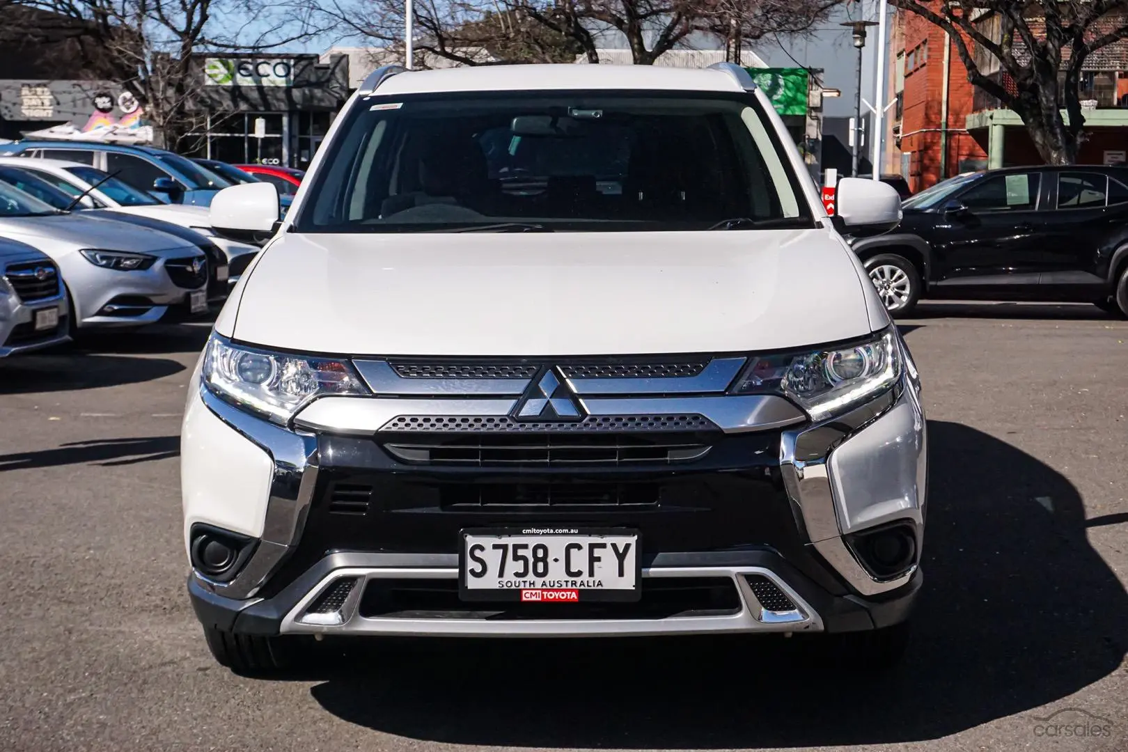 2019 Mitsubishi Outlander Image 5