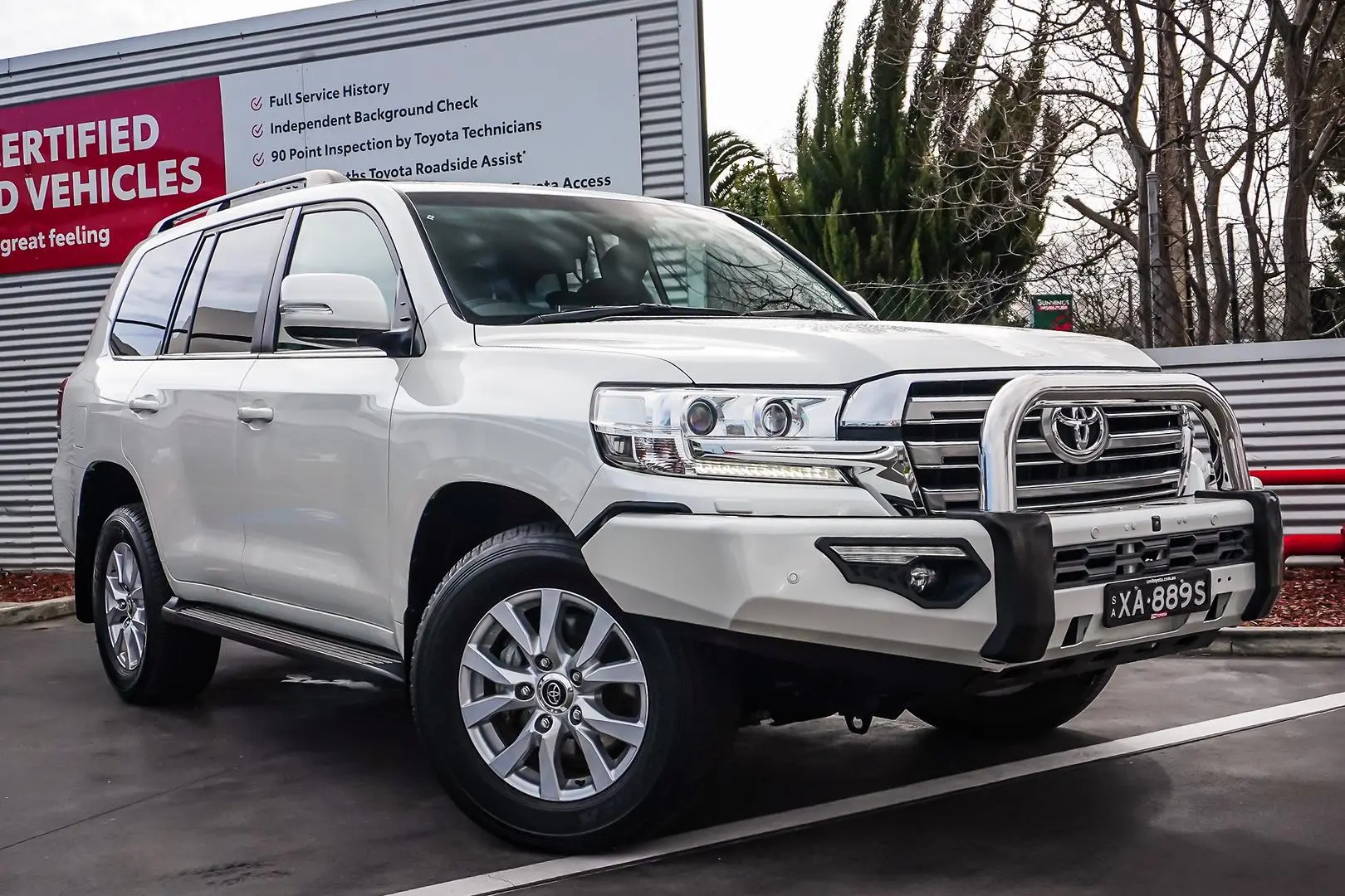 2019 Toyota Landcruiser Gallery Image 2