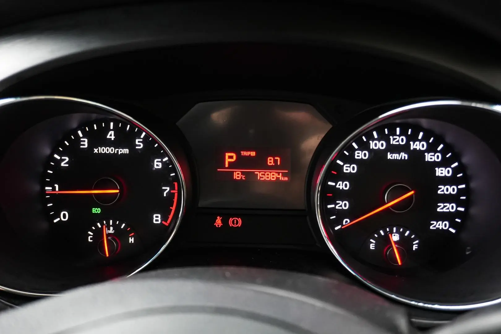 2018 Kia Carnival Gallery Image 18