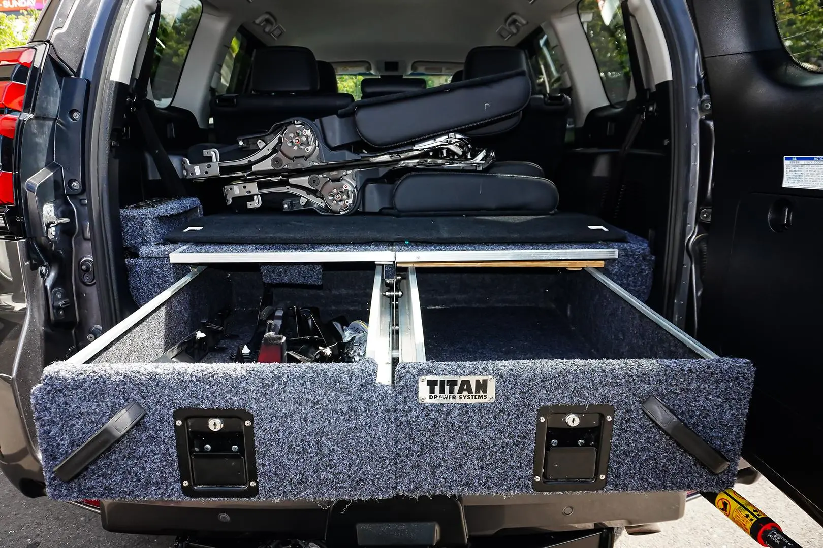 2018 Toyota Landcruiser Prado Gallery Image 12