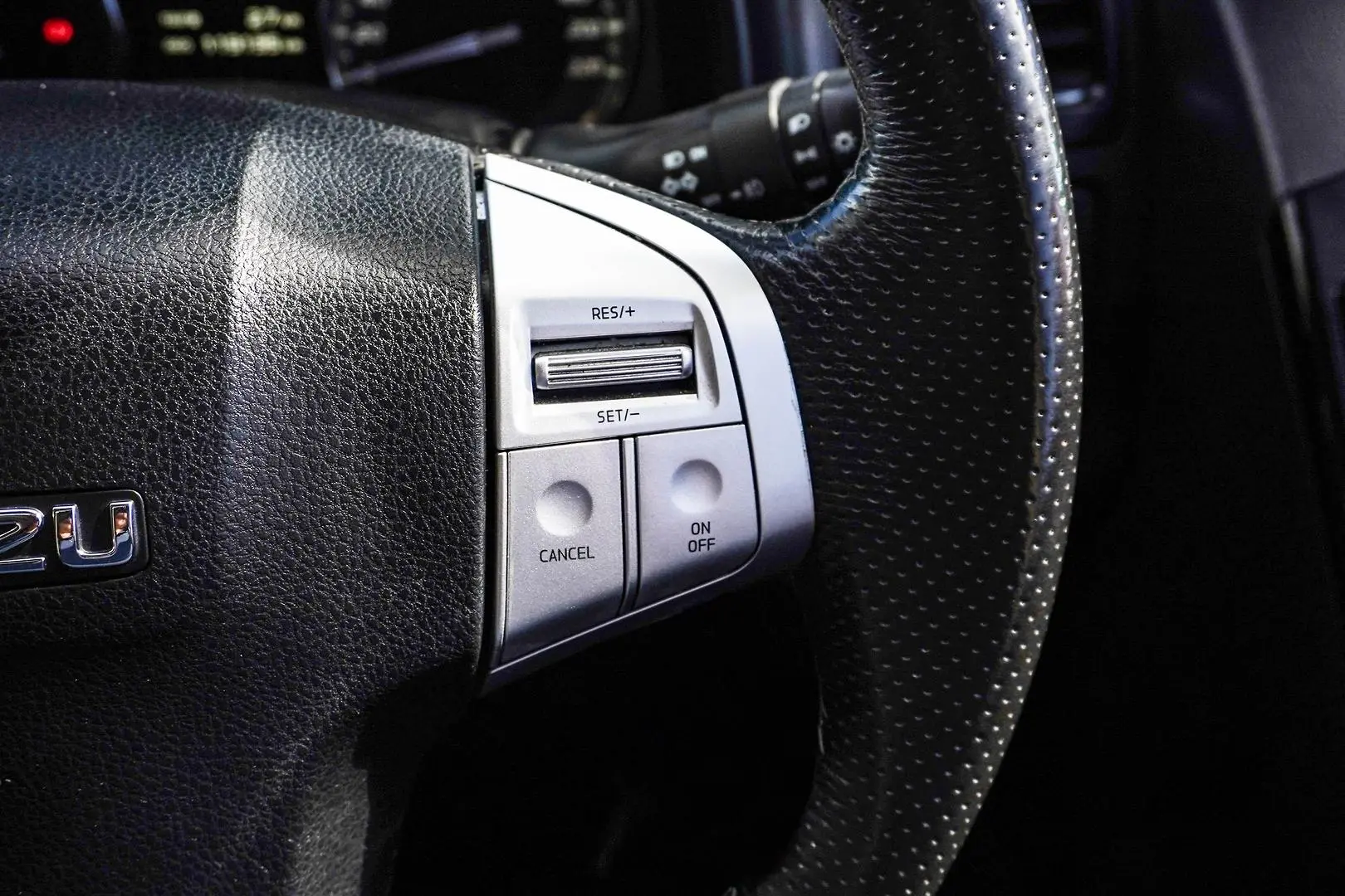 2020 Isuzu MU-X Gallery Image 19