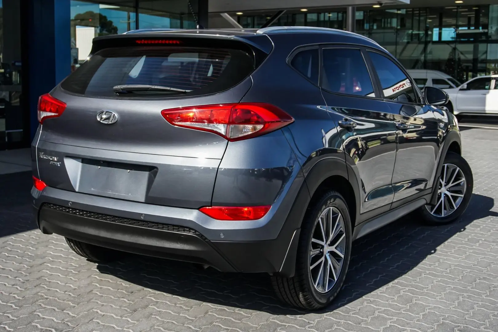 2017 Hyundai Tucson Gallery Image 2