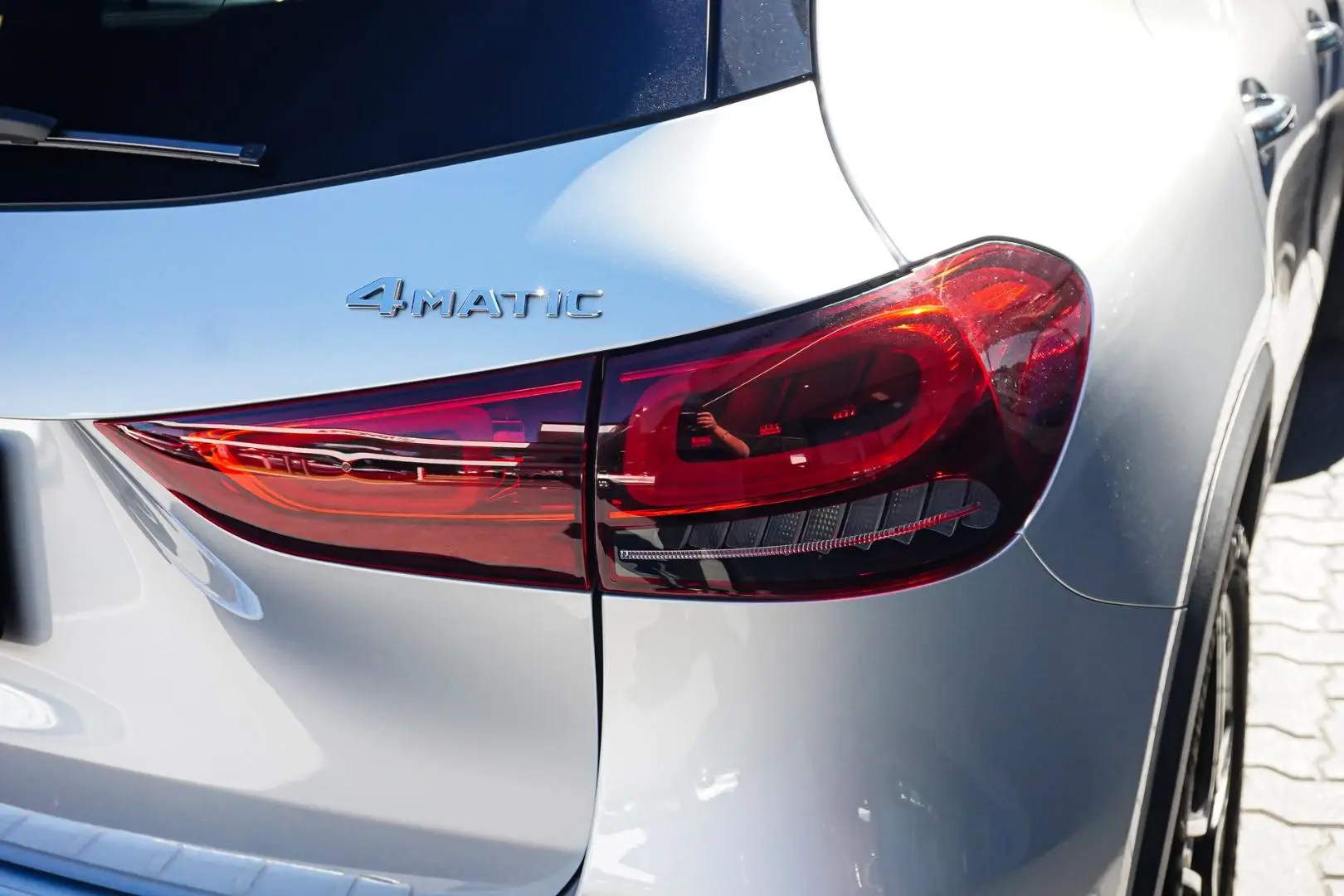 2020 Mercedes-Benz GLA-Class Gallery Image 12