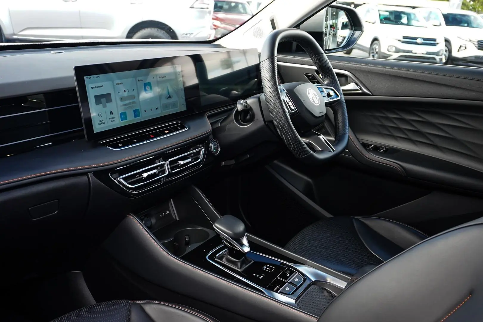 2024 MG HS Gallery Image 11