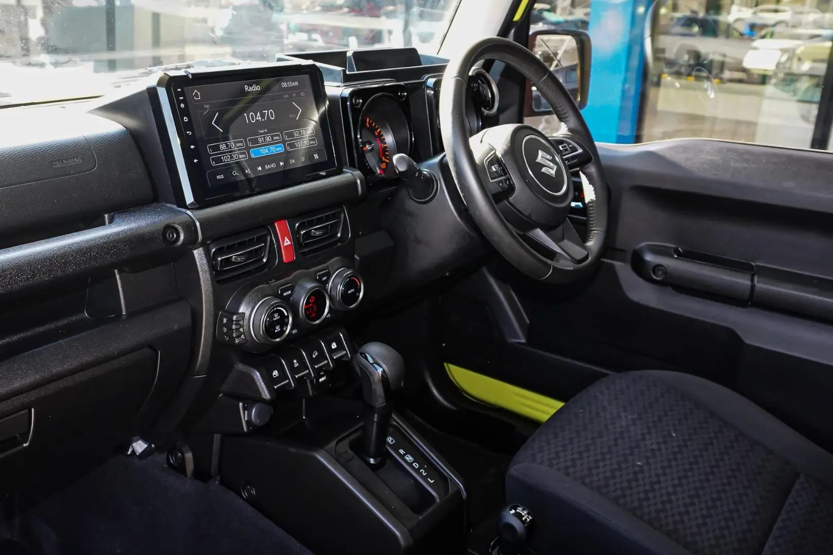 2022 Suzuki Jimny Gallery Image 9