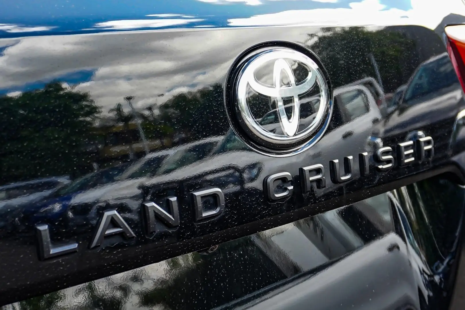 2024 Toyota Landcruiser Gallery Image 19