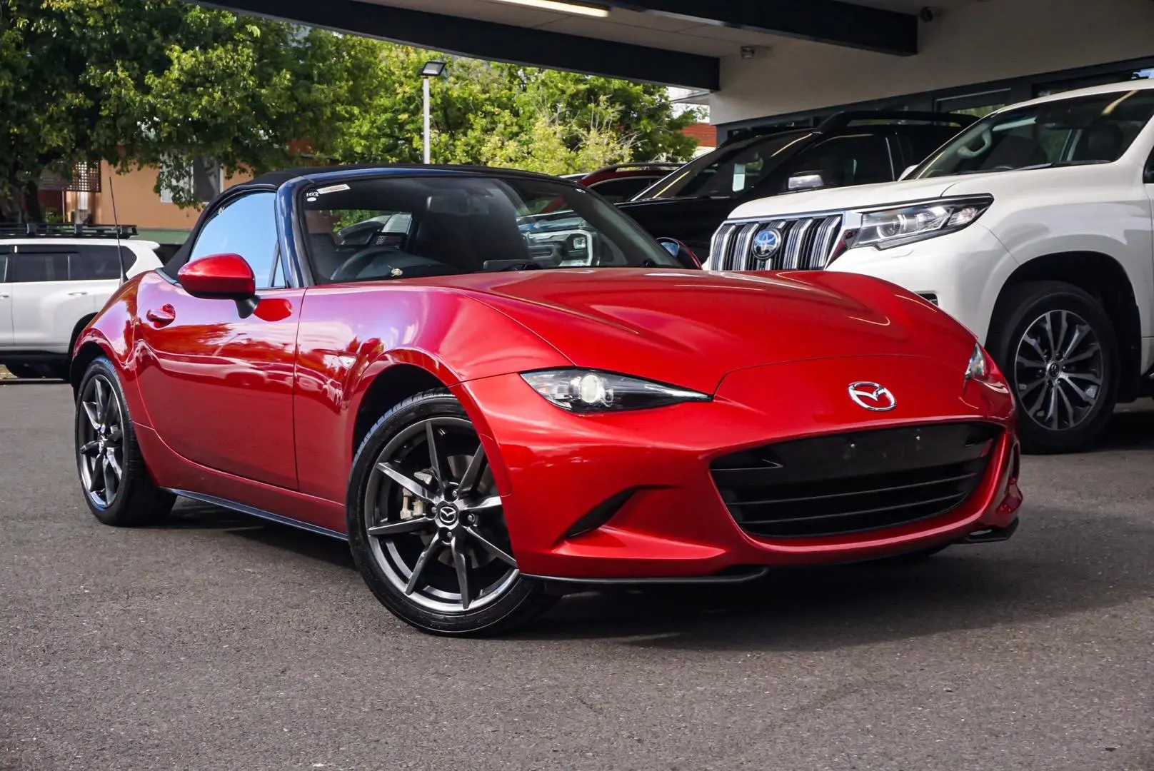 2016 Mazda Mx-5 Gallery Image 2