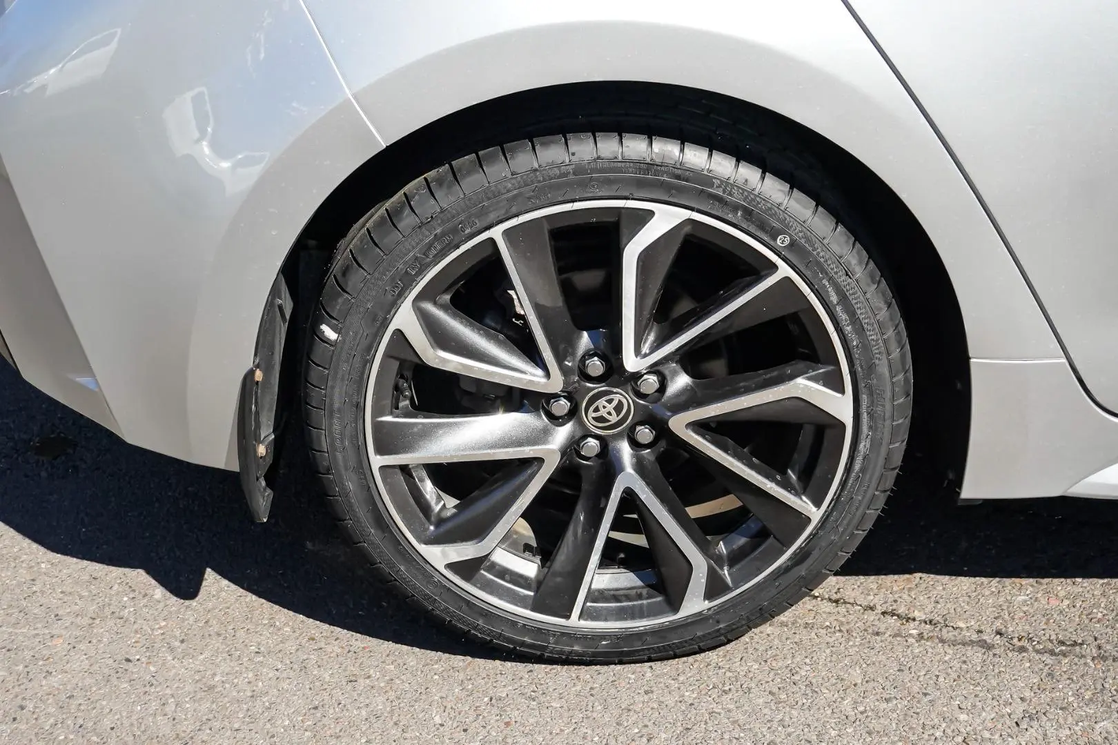 2020 Toyota Corolla Gallery Image 17