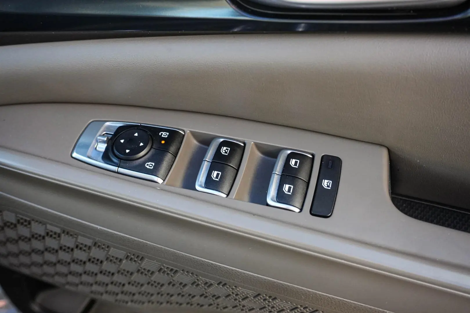 2024 Kia Carnival Gallery Image 16