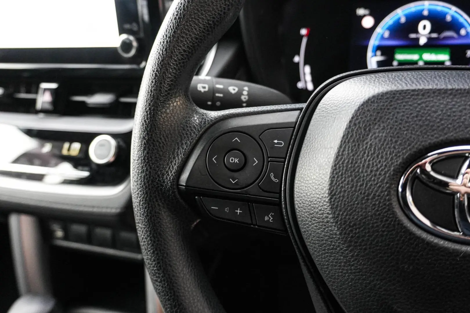 2023 Toyota Corolla Cross Gallery Image 19
